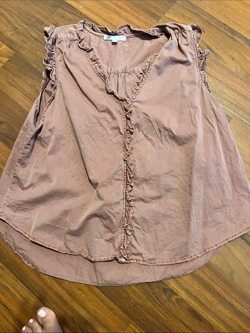 Women's Ruffle Trim Sleeveless Top - Dusty Rose DR2 Size Large